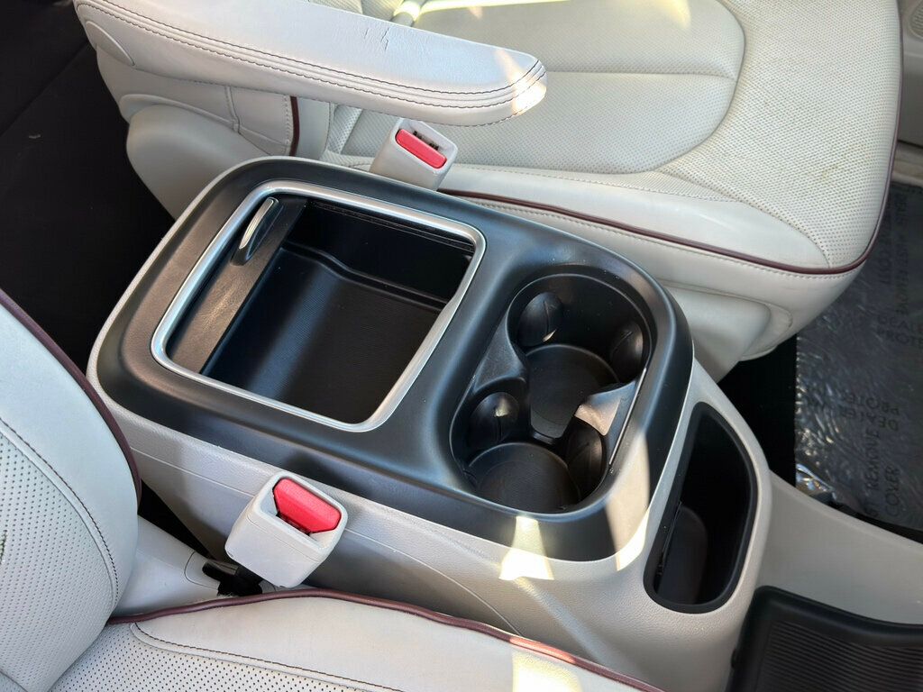 2018 Chrysler Pacifica 4 NEW TIRES! DETAILED READY TO GO!  - 22961928 - 39