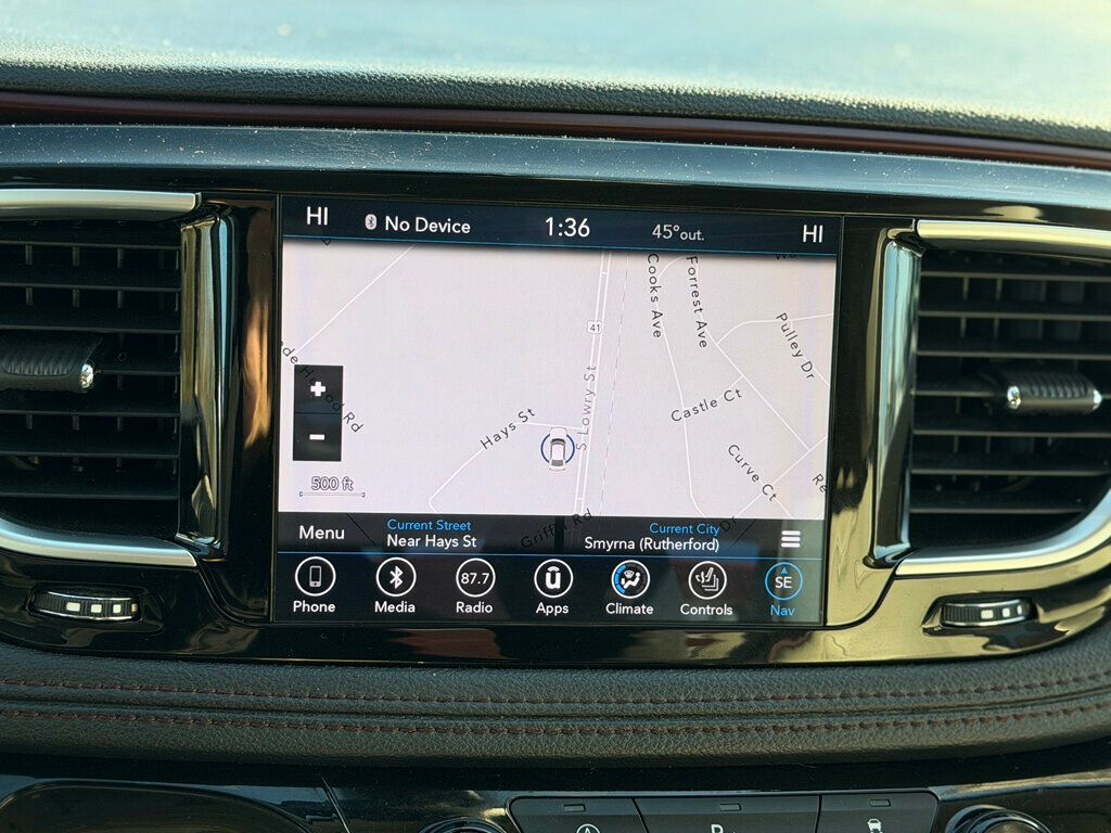 2018 Chrysler Pacifica 4 NEW TIRES! DETAILED READY TO GO!  - 22961928 - 45