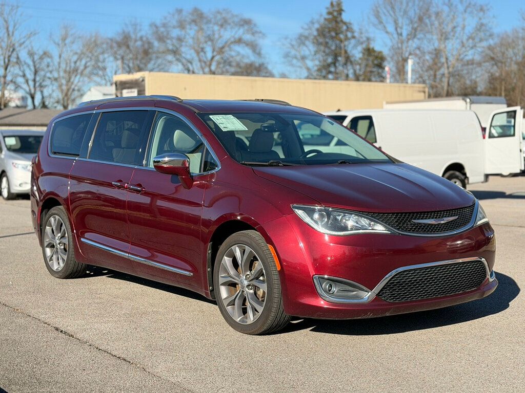 2018 Chrysler Pacifica 4 NEW TIRES! DETAILED READY TO GO!  - 22961928 - 7