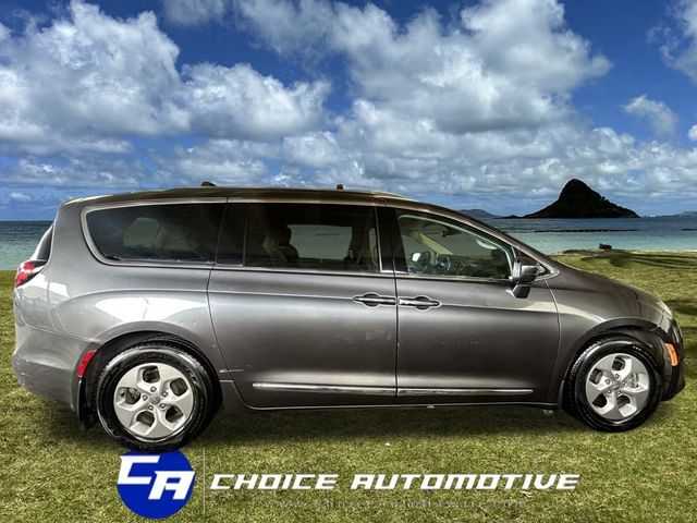 2018 Chrysler Pacifica Hybrid Touring L FWD - 22690351 - 7