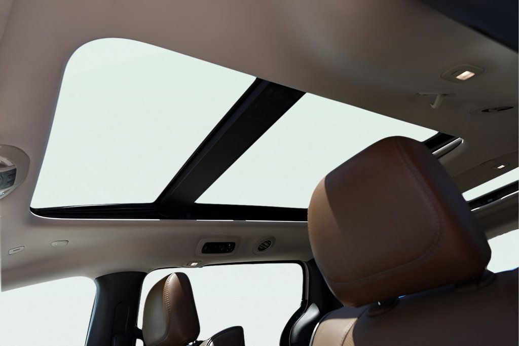 2018 Chrysler Pacifica Limited photo 26