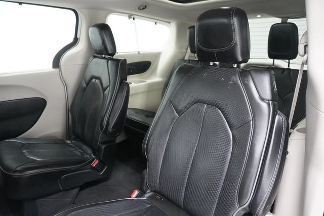 2018 Chrysler Pacifica Limited FWD - 23037106 - 11