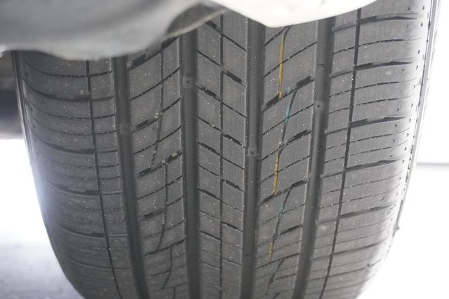2018 Chrysler Pacifica Limited FWD - 23037106 - 36
