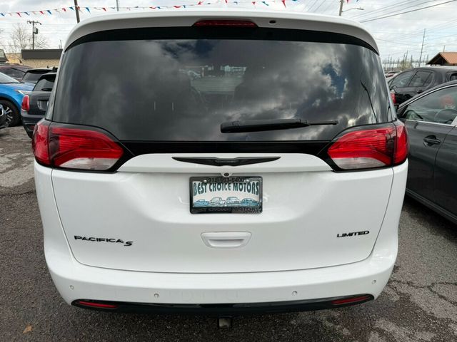 2018 Chrysler Pacifica Limited FWD - 22994692 - 7