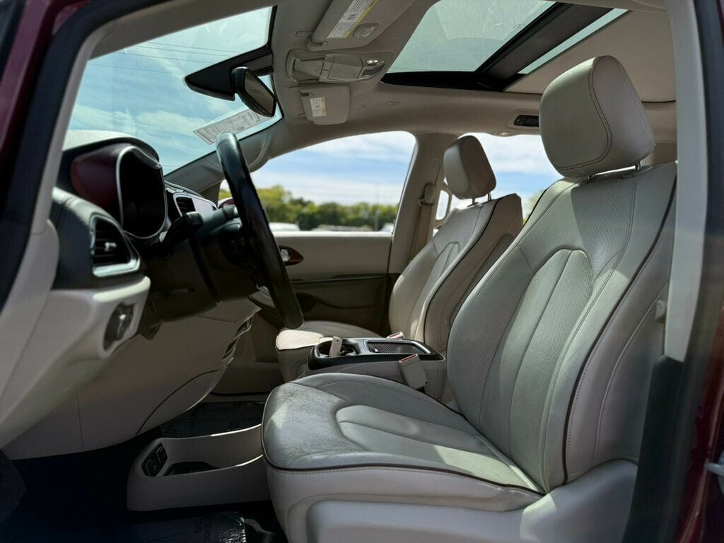 2018 Chrysler Pacifica Limited photo 10