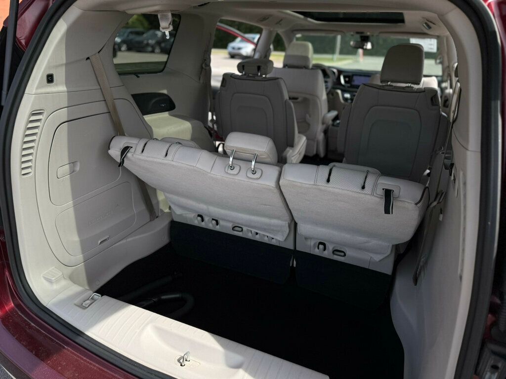 2018 Chrysler Pacifica Limited photo 22
