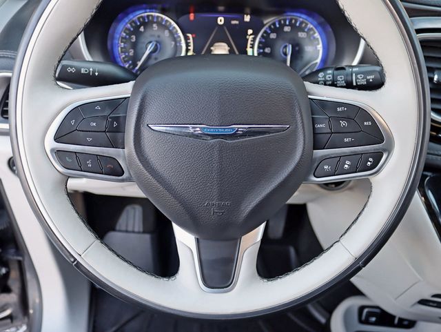 2018 Chrysler Pacifica Limited FWD - 22944259 - 11