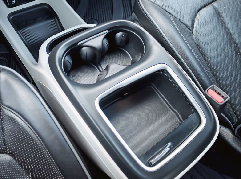 2018 Chrysler Pacifica Limited FWD - 22944259 - 23