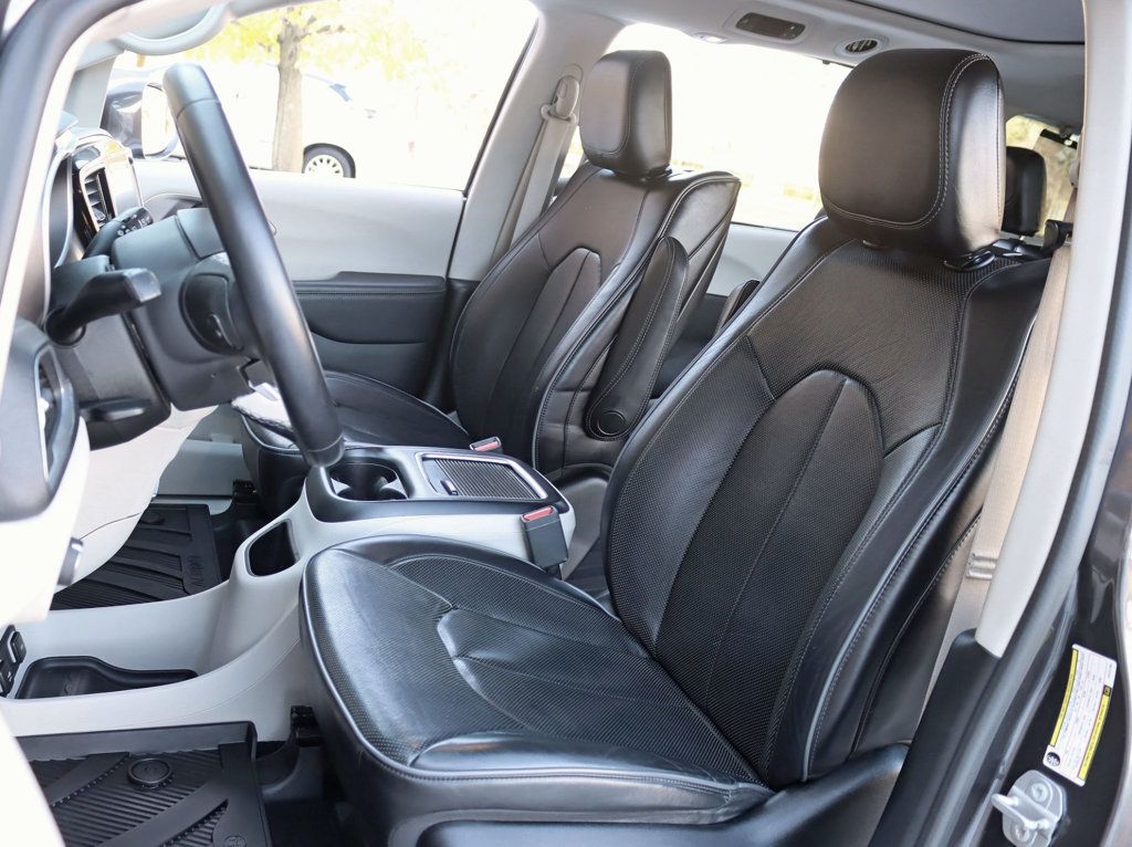 2018 Chrysler Pacifica Limited FWD - 22944259 - 24