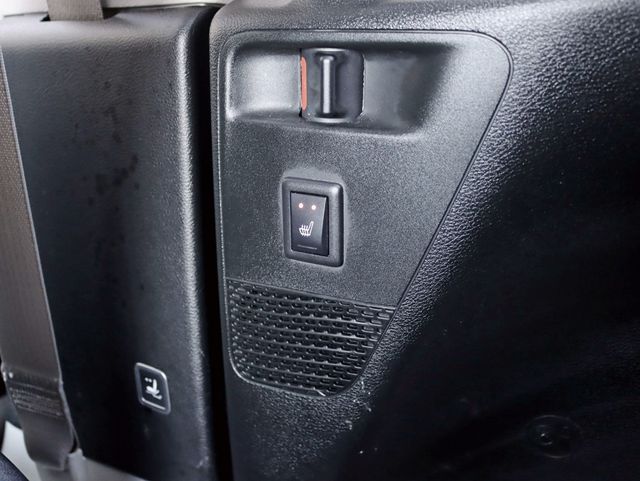 2018 Chrysler Pacifica Limited FWD - 22944259 - 29