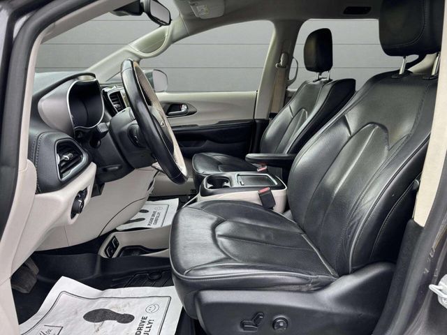 2018 Chrysler Pacifica Limited FWD - 22940467 - 11