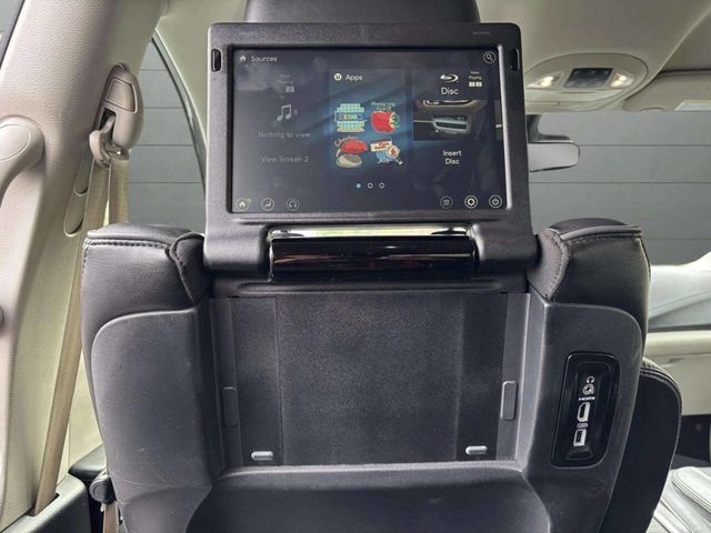 2018 Chrysler Pacifica Limited FWD - 22940467 - 14