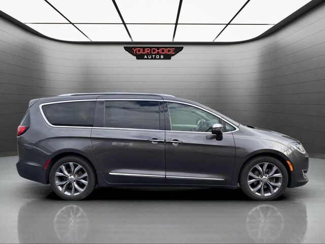 2018 Chrysler Pacifica Limited FWD - 22940467 - 5