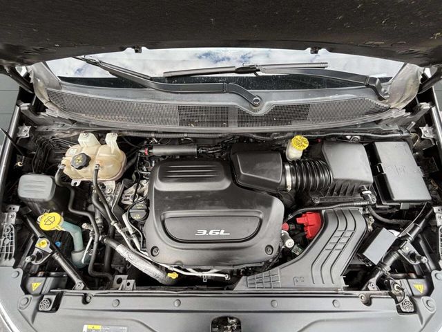 2018 Chrysler Pacifica Limited FWD - 22940467 - 8