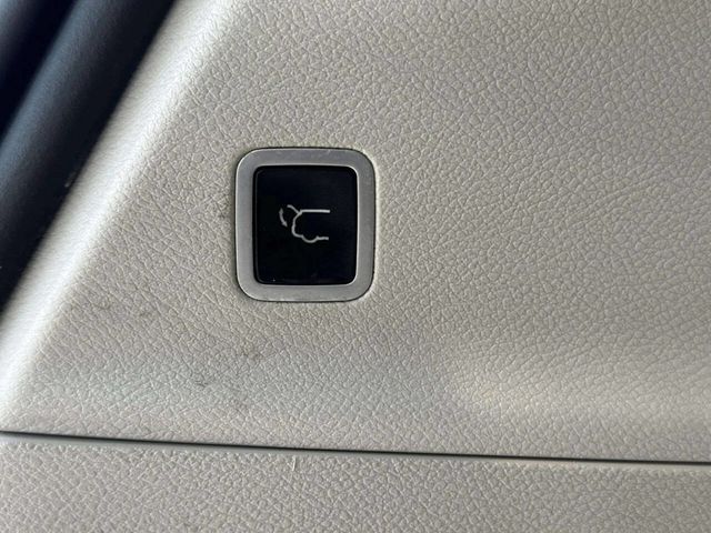 2018 Chrysler Pacifica Limited FWD - 23051491 - 16