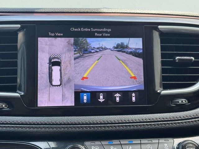 2018 Chrysler Pacifica Limited FWD - 23051491 - 31