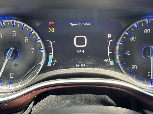2018 Chrysler Pacifica Limited FWD - 23051491 - 32
