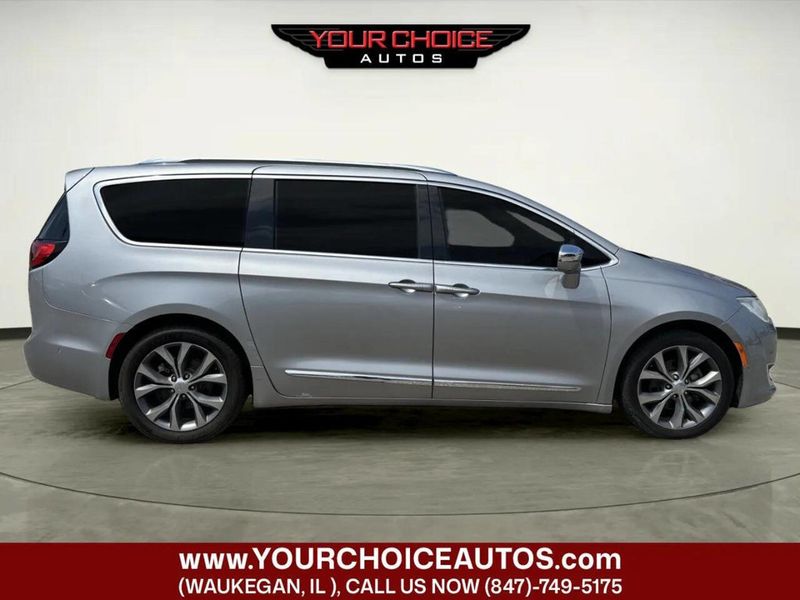 2018 Chrysler Pacifica Limited FWD - 23051491 - 5