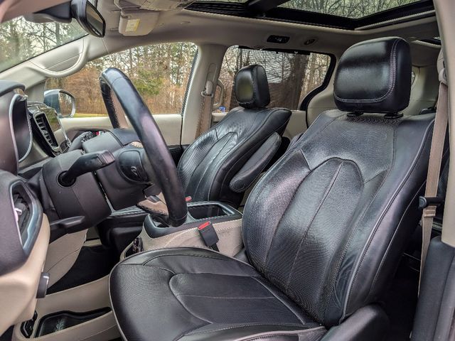2018 Chrysler Pacifica Limited FWD - 23012833 - 14