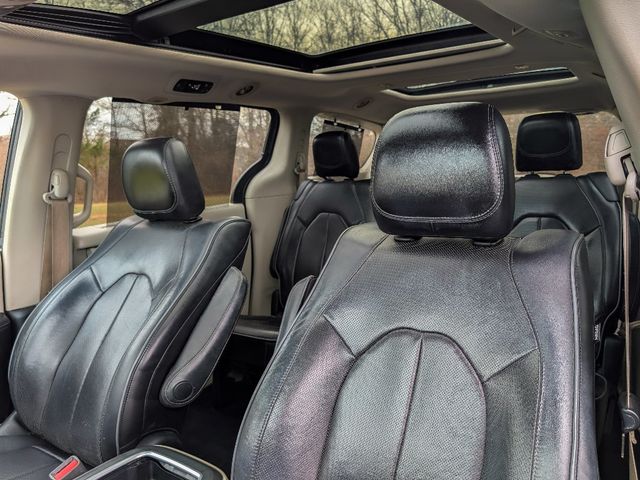 2018 Chrysler Pacifica Limited FWD - 23012833 - 15