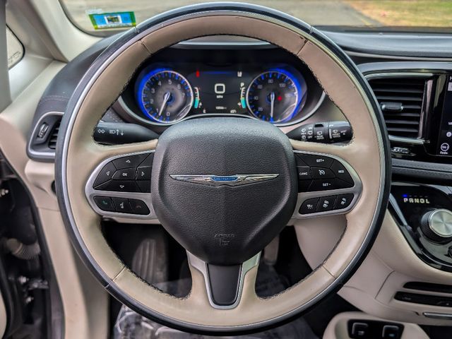 2018 Chrysler Pacifica Limited FWD - 23012833 - 18