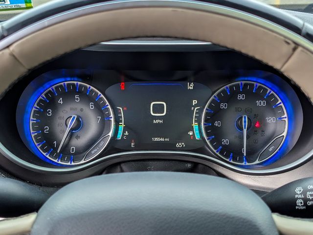 2018 Chrysler Pacifica Limited FWD - 23012833 - 19