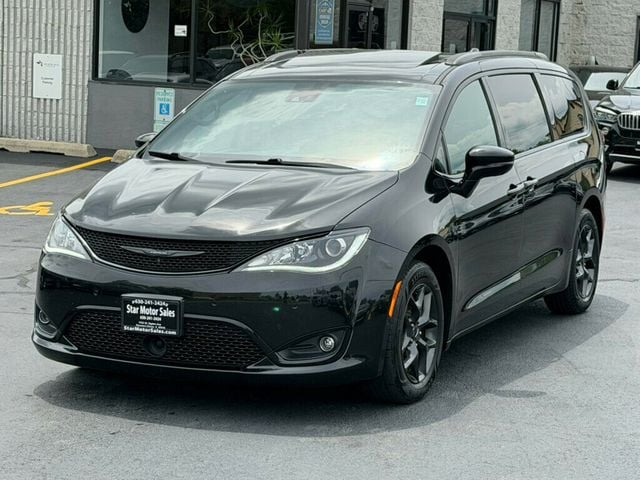 2018 Chrysler Pacifica Limited FWD - 23039702 - 11
