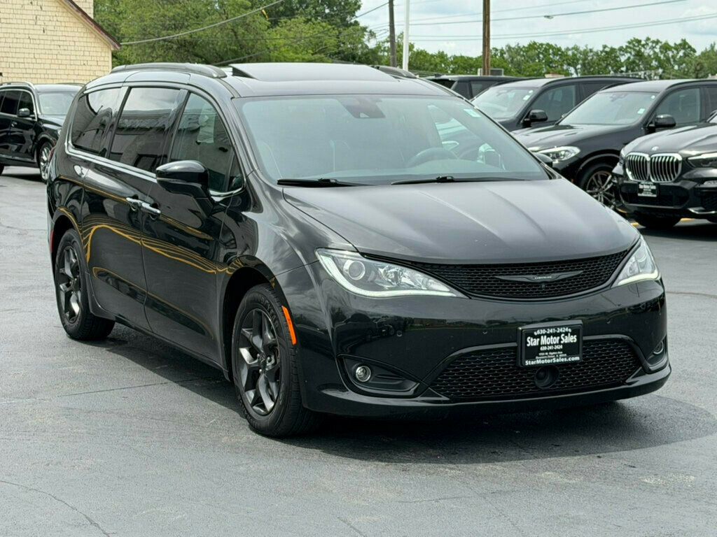 2018 Chrysler Pacifica Limited FWD - 23039702 - 13