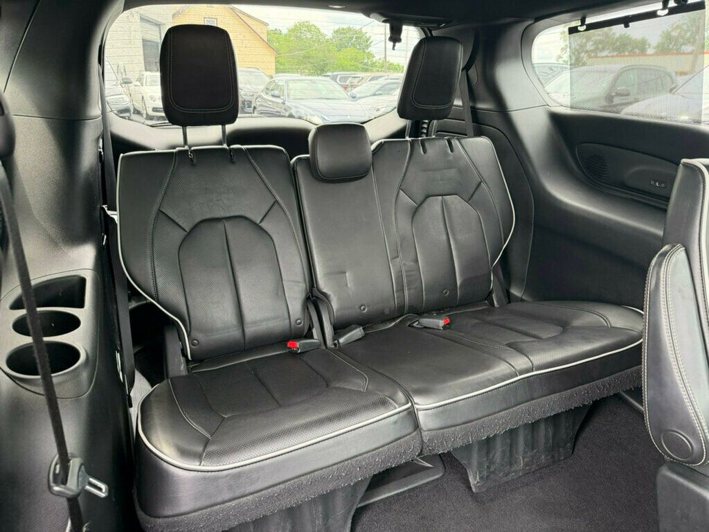 2018 Chrysler Pacifica Limited FWD - 23039702 - 20