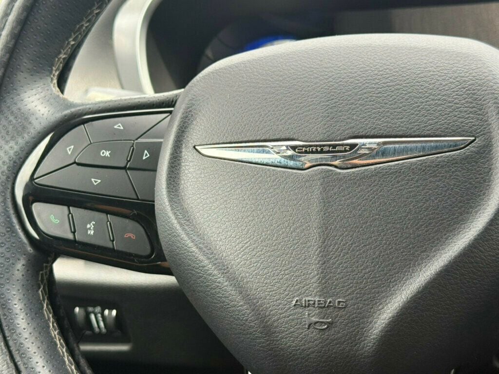 2018 Chrysler Pacifica Limited FWD - 23039702 - 35