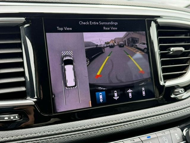 2018 Chrysler Pacifica Limited FWD - 23039702 - 3