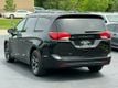 2018 Chrysler Pacifica Limited FWD - 23039702 - 6