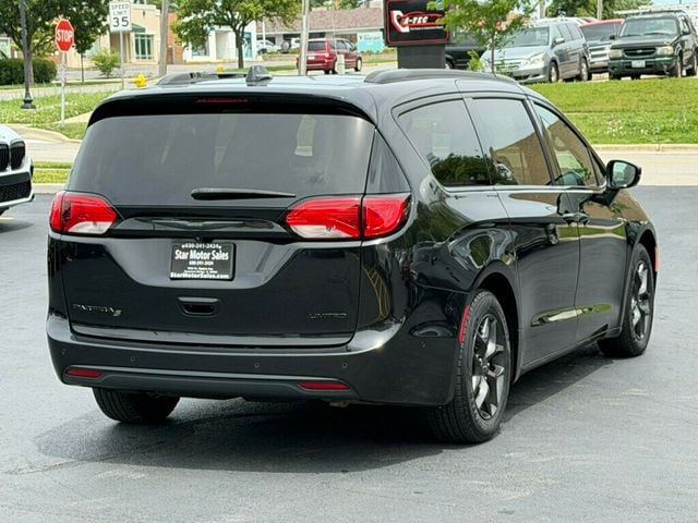 2018 Chrysler Pacifica Limited FWD - 23039702 - 8