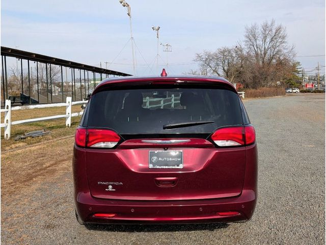2018 Chrysler Pacifica LX FWD - 22959539 - 5