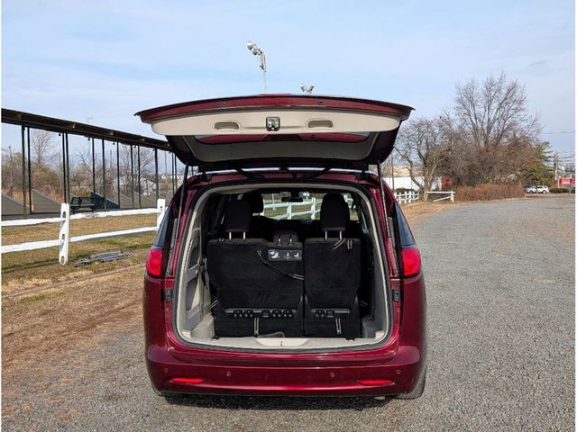 2018 Chrysler Pacifica LX FWD - 23071261 - 12
