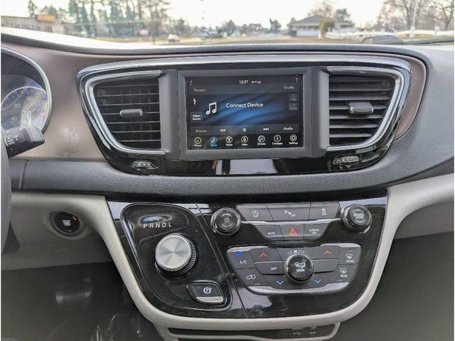 2018 Chrysler Pacifica LX FWD - 23071261 - 25