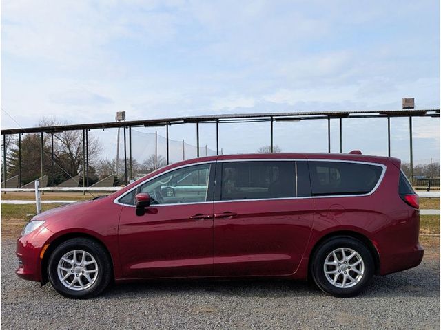 2018 Chrysler Pacifica LX FWD - 23071261 - 3