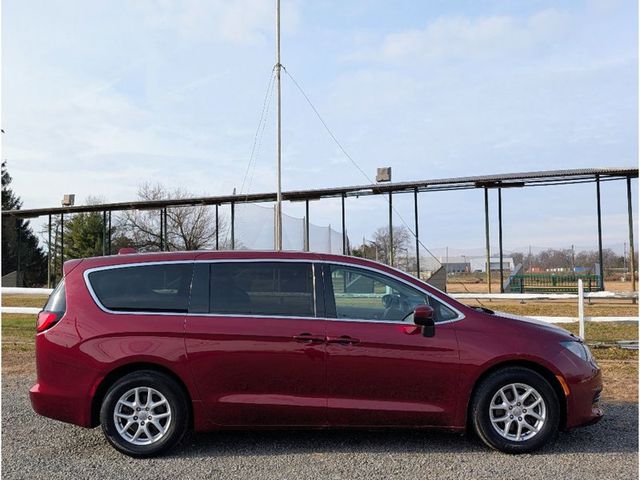 2018 Chrysler Pacifica LX FWD - 23071261 - 7
