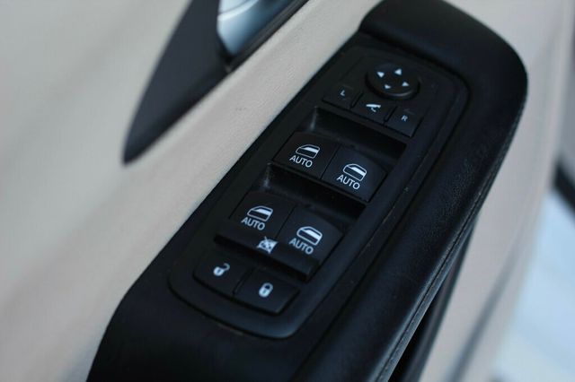 2018 Chrysler Pacifica ON SALE...LIMITED W/ LEATHER, MOONROOF, NAVIGATION - 22976093 - 20