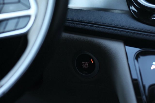 2018 Chrysler Pacifica ON SALE...LIMITED W/ LEATHER, MOONROOF, NAVIGATION - 22976093 - 30