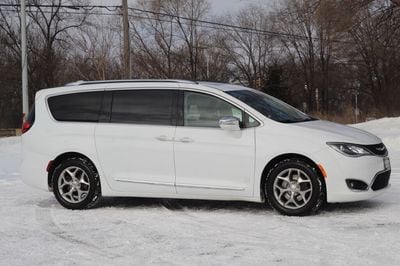 2018 Chrysler Pacifica