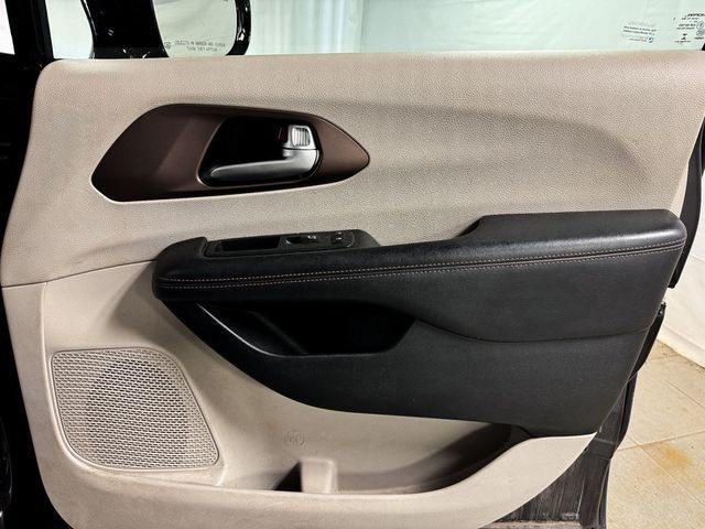 2018 Chrysler Pacifica TOURING L - 22924573 - 15