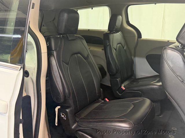 2018 Chrysler Pacifica Touring L FWD - 23037186 - 16