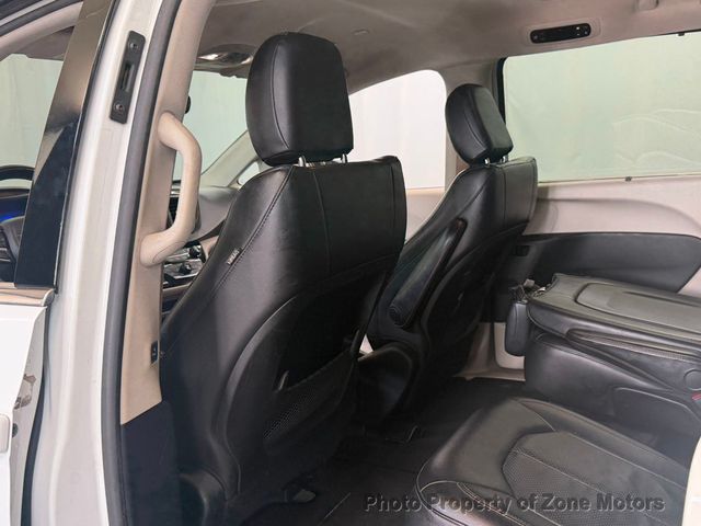 2018 Chrysler Pacifica Touring L FWD - 23037186 - 18