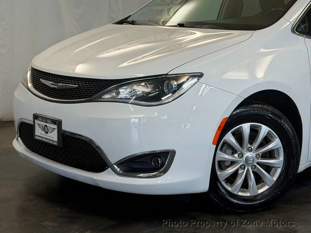 2018 Chrysler Pacifica Touring L FWD - 23037186 - 1