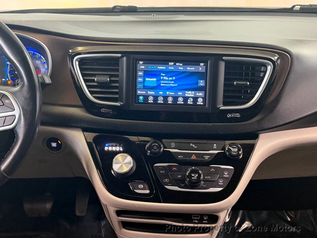 2018 Chrysler Pacifica Touring L FWD - 23037186 - 23