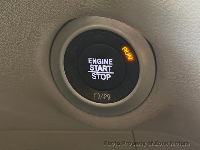 2018 Chrysler Pacifica Touring L FWD - 23037186 - 34