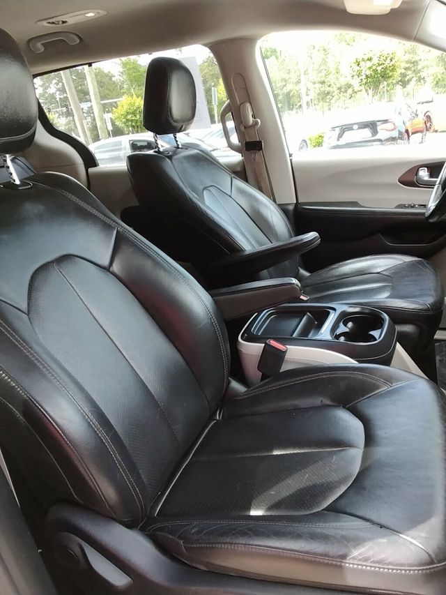 2018 Chrysler Pacifica Touring L FWD - 23020424 - 13