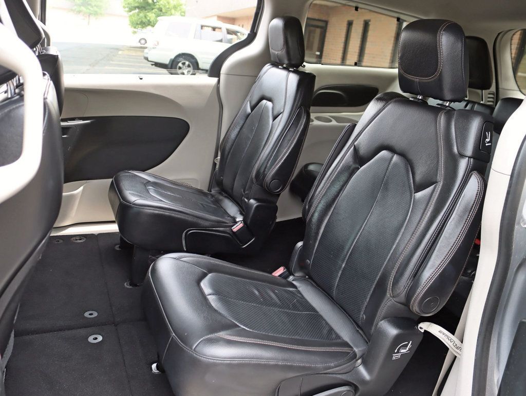 2018 Chrysler Pacifica Touring L FWD - 22868219 - 20