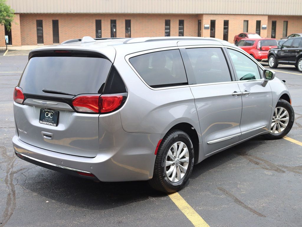 2018 Chrysler Pacifica Touring L FWD - 22868219 - 2